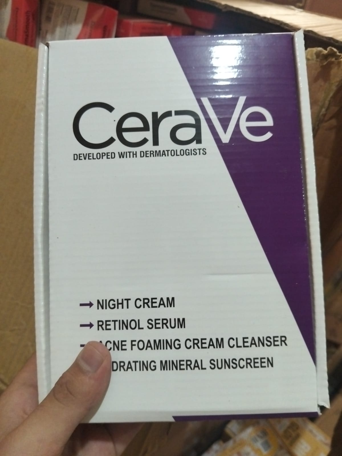 CeraVe 4-in-1 Skincare Kit – Cleanser, Retinol, Night Cream & Sunscreen
