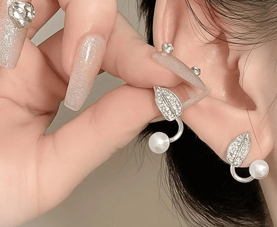 Leaf Shape Korean Pearl style zircon Earrngs